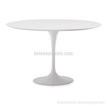 Saarinen Tulip Table